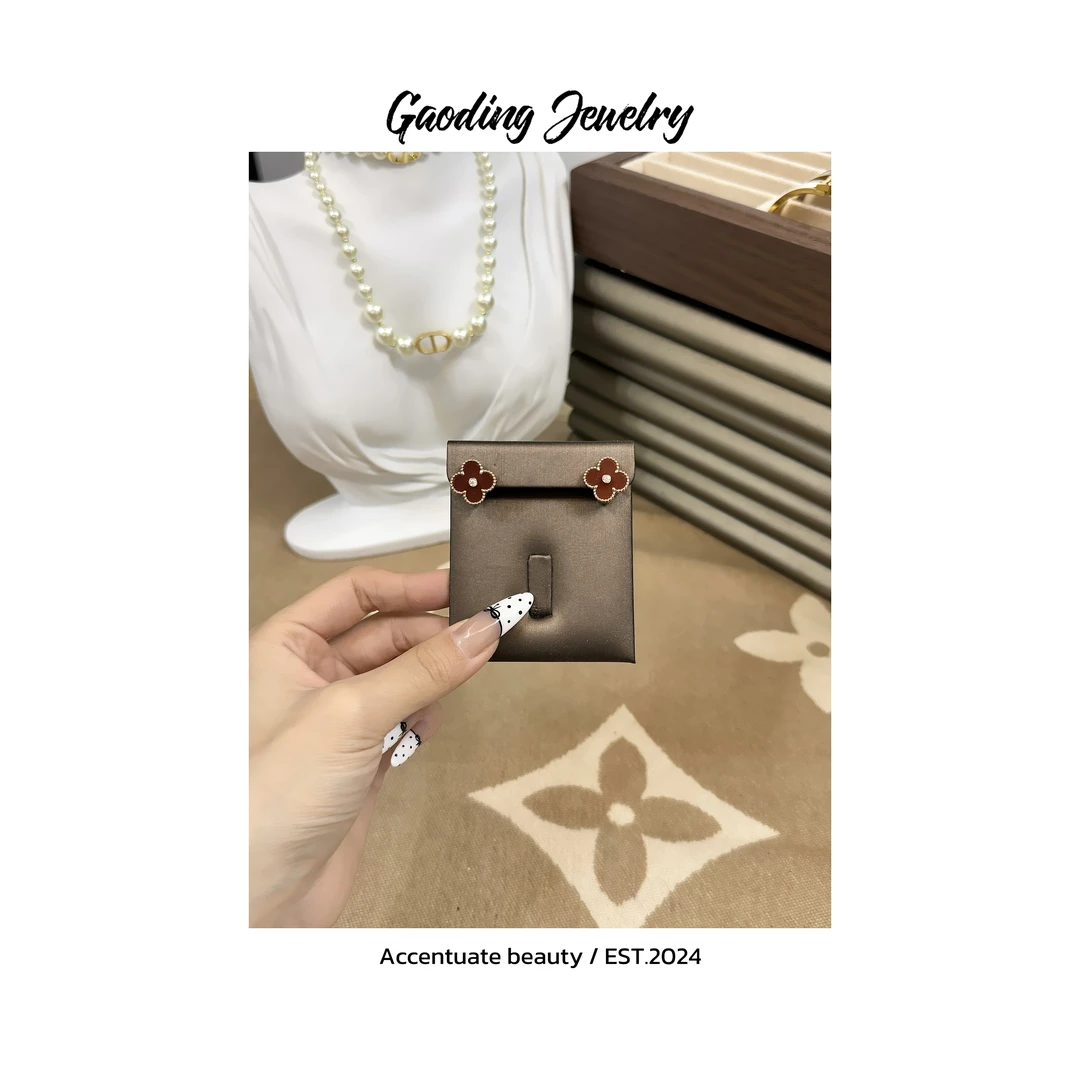 《同乾》 圣诞四叶草耳气质时尚小众百搭 围巾