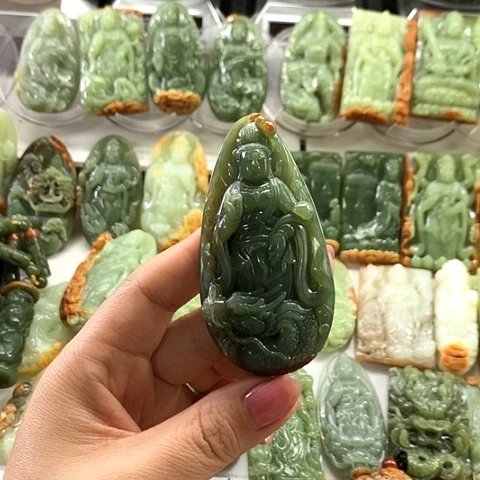 和田玉未镶嵌挂件