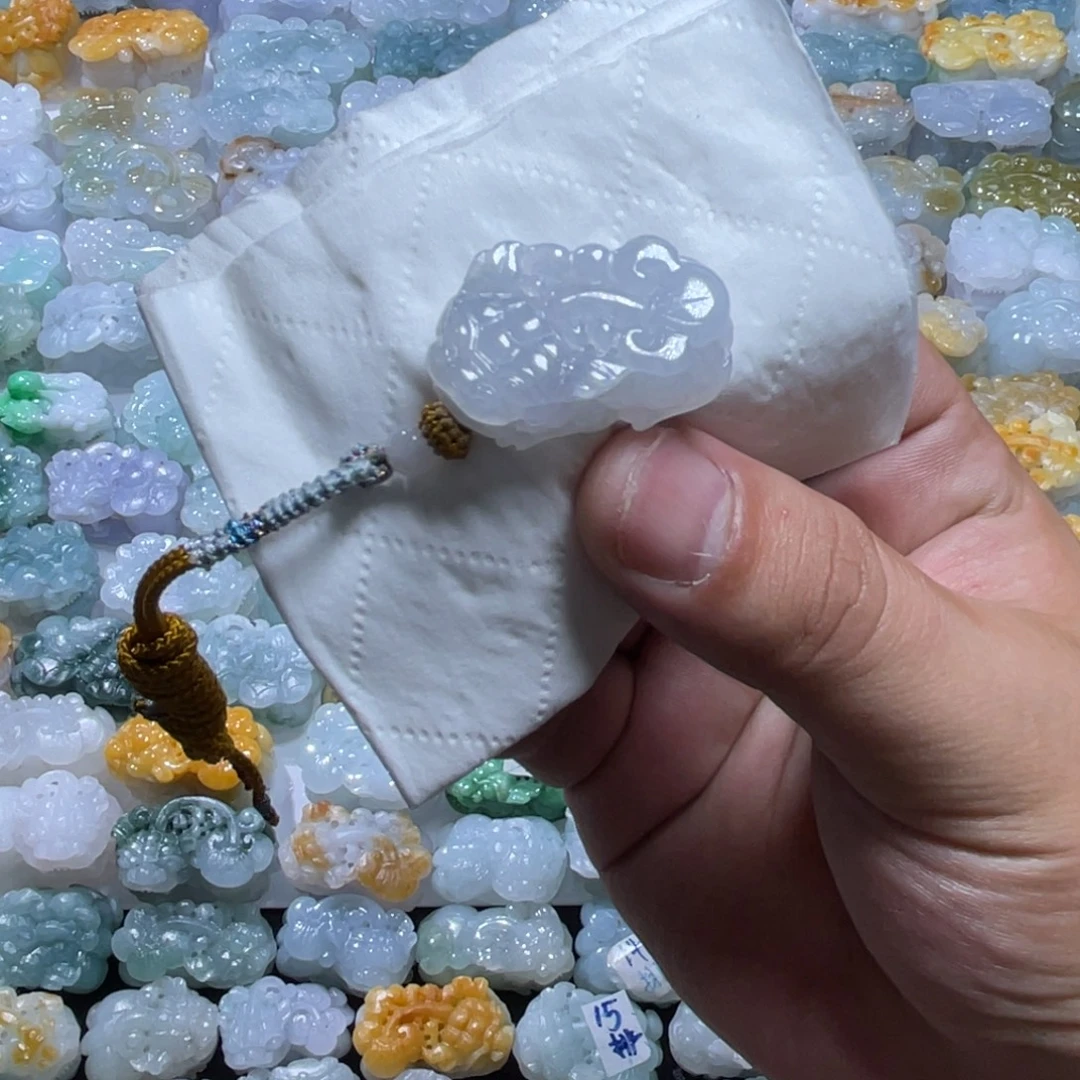 翡翠未镶嵌颈饰天然