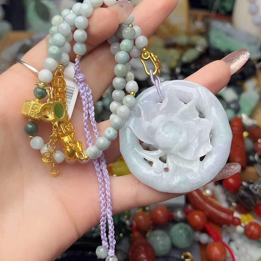 翡翠吊坠(赠链)未镶嵌吊坠