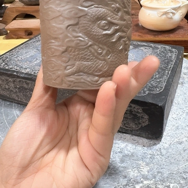 主人杯一个,瓷。。品茗瓷