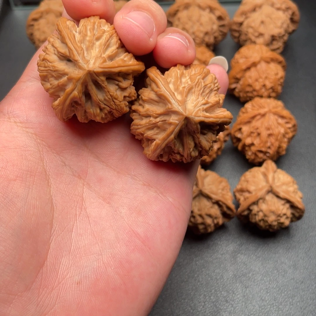 吊坠文玩核桃文山三棱全品无修