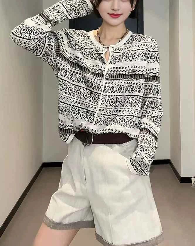 大码设计感小香风气质针织衫女秋新款胖mm宽松显瘦开衫外套#2530