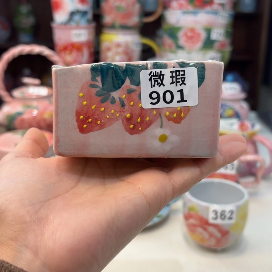 瓷片兔兔好漂亮de e o o o o o