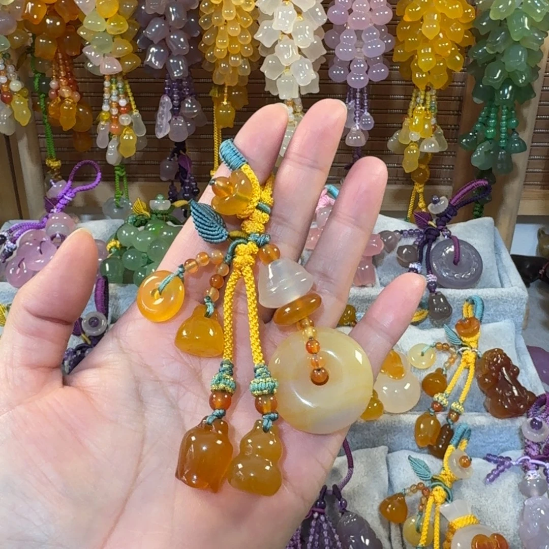 玛瑙/玉髓未镶嵌钥匙挂件