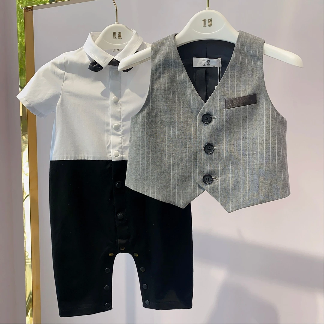 灰色条纹男宝连体礼服