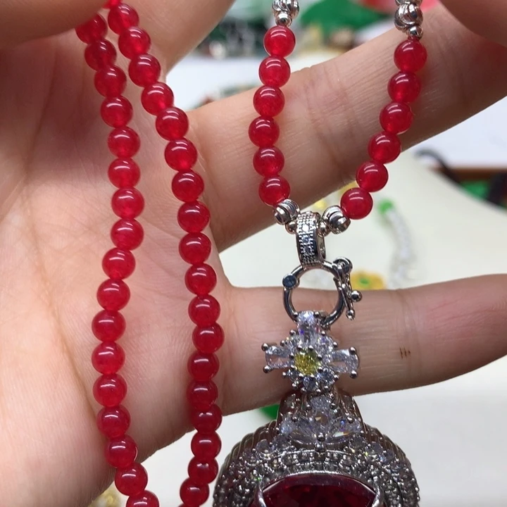 合金颈饰玛瑙/玉髓吊坠