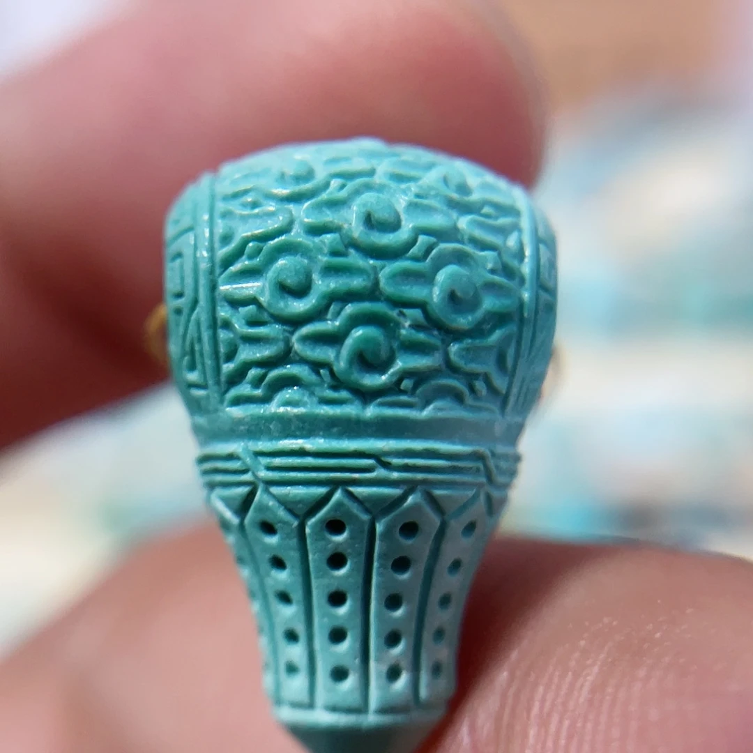 绿松石配饰未镶嵌