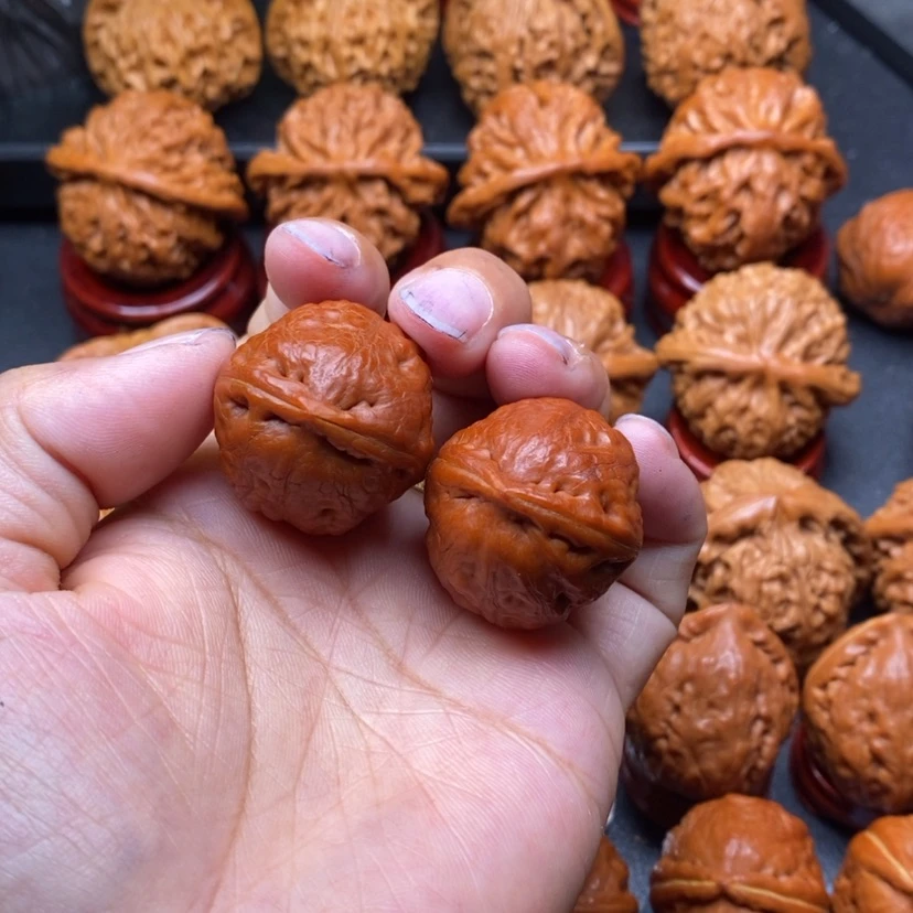 【闪购商品】文玩核桃把件糖果