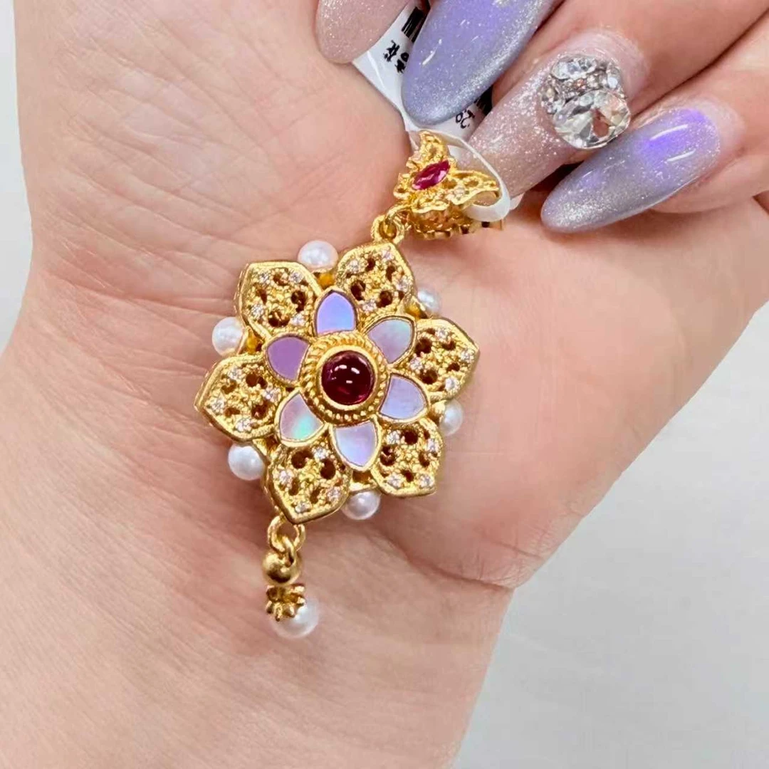 【金吊坠】螺钿流苏蝶恋花吊坠黄金5G足金999精致时尚（498/208）