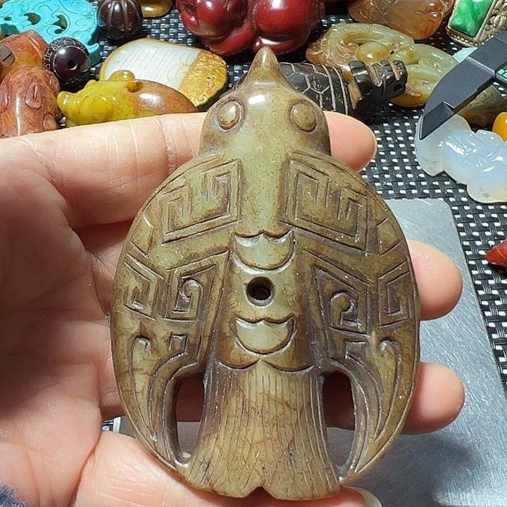 和田玉（糖玉）未镶嵌挂件