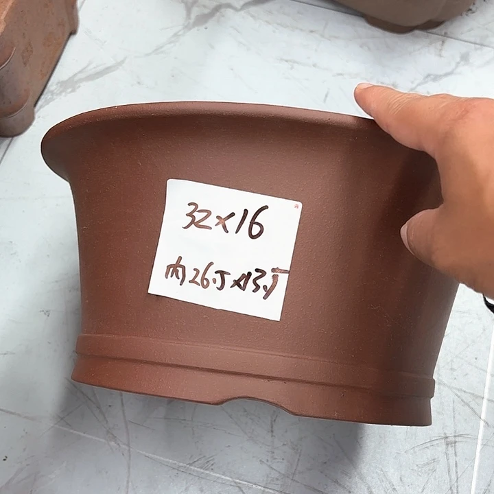 紫砂花盆紫砂的颜色很好看