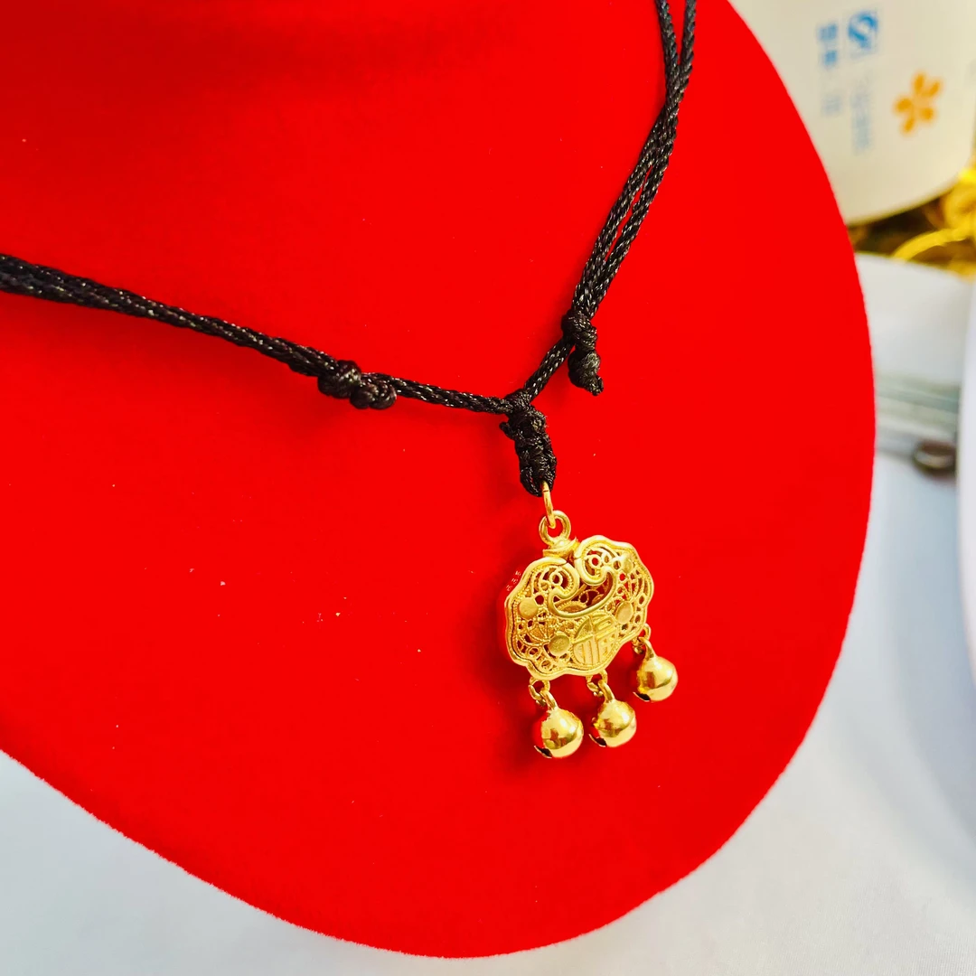合金吊坠 【专柜同款】小号平安锁带绳 金色经典  精高版