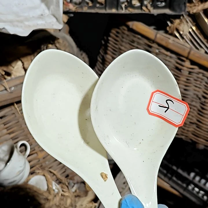 摆件陶瓷盘子碗啥都有