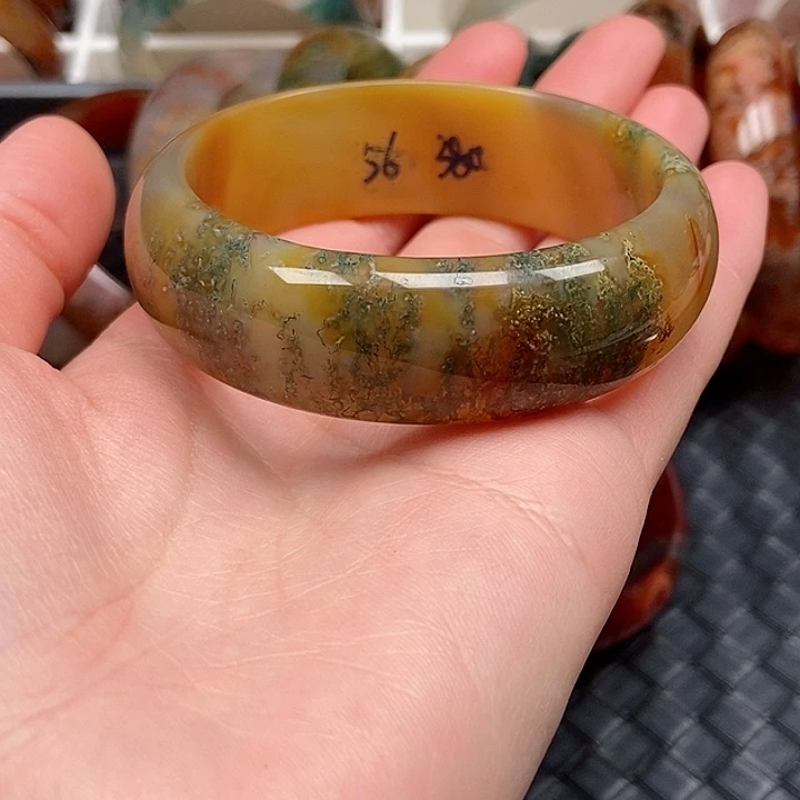 手镯玛瑙/玉髓未镶嵌