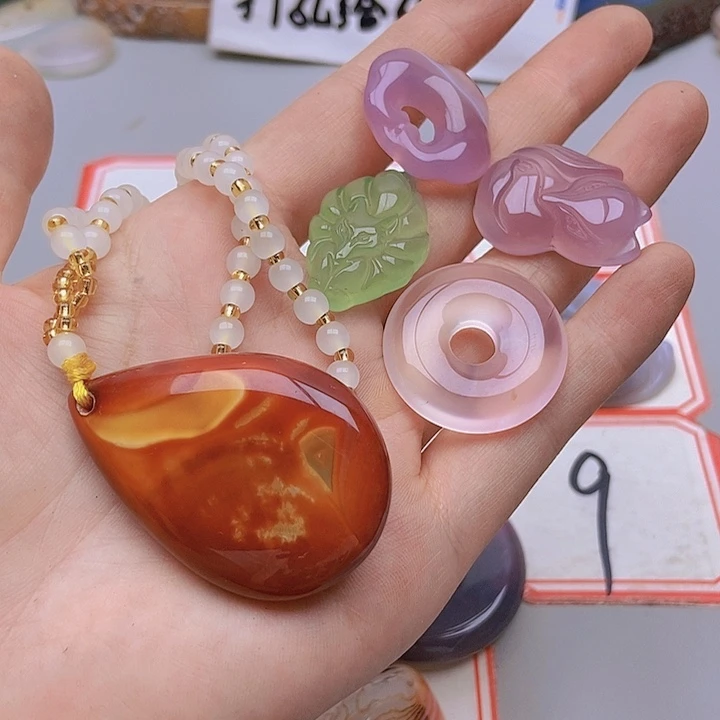【闪购商品】玛瑙/玉髓未镶嵌珠宝半成品青*