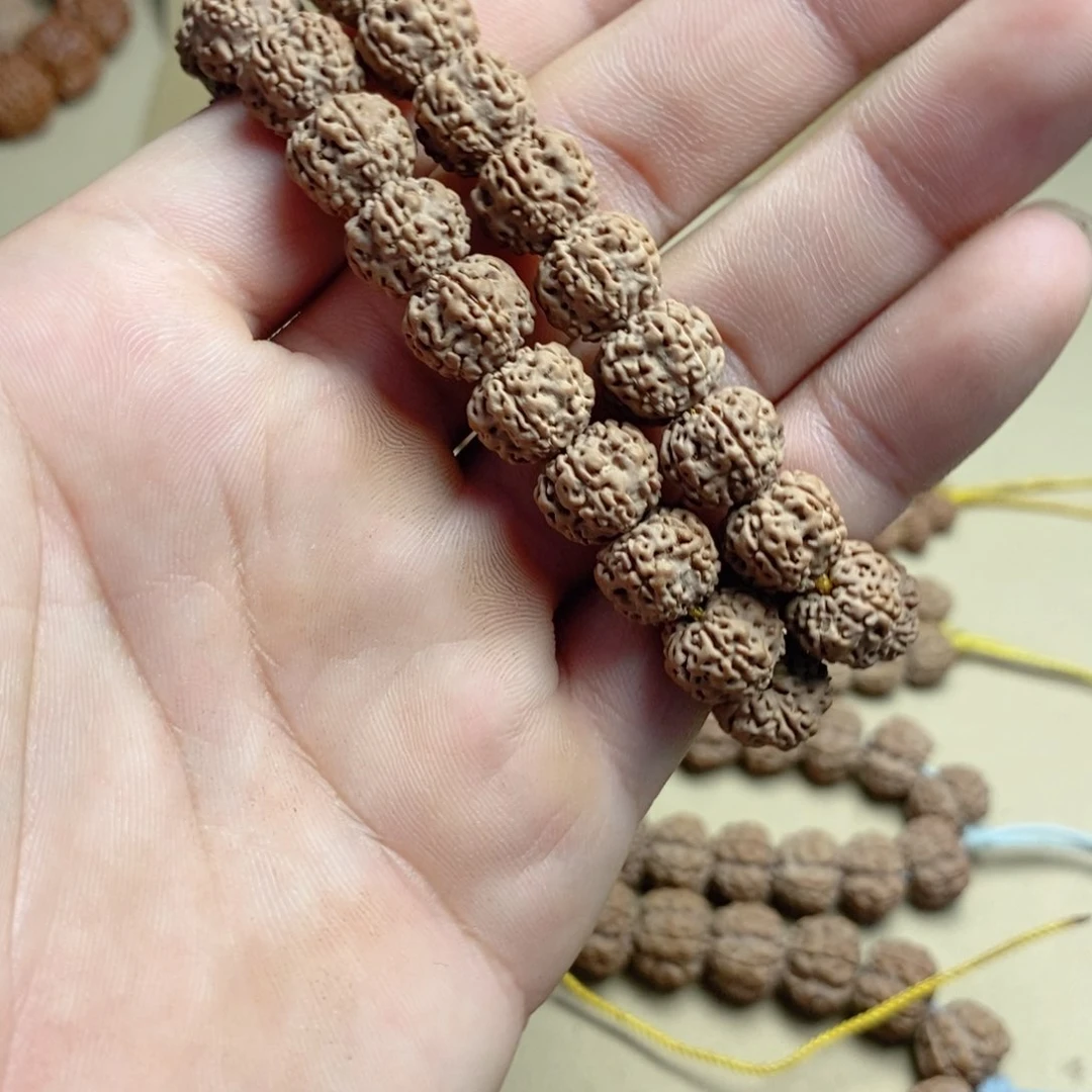 金刚菩提吊坠平细大手持