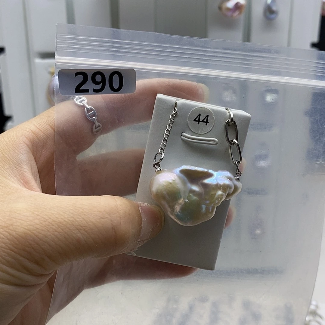 合金耳饰淡水珍珠