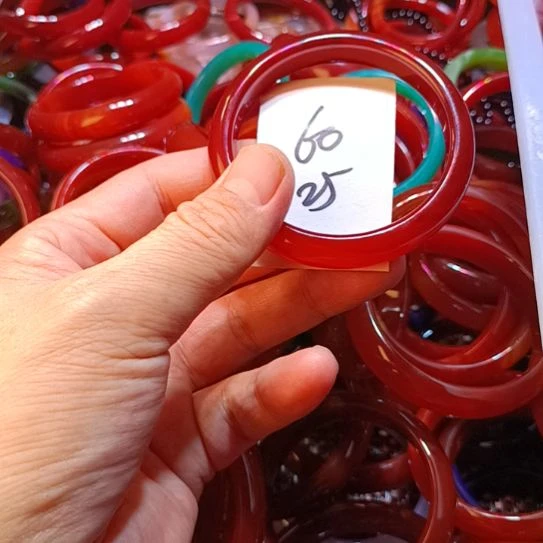 玛瑙/玉髓手镯未镶嵌