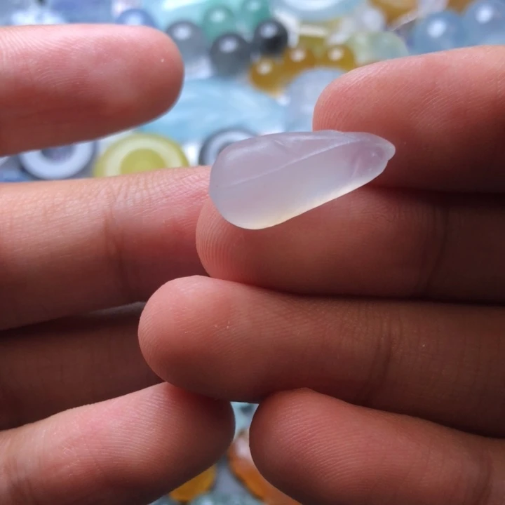 定制翡翠未镶嵌挂件