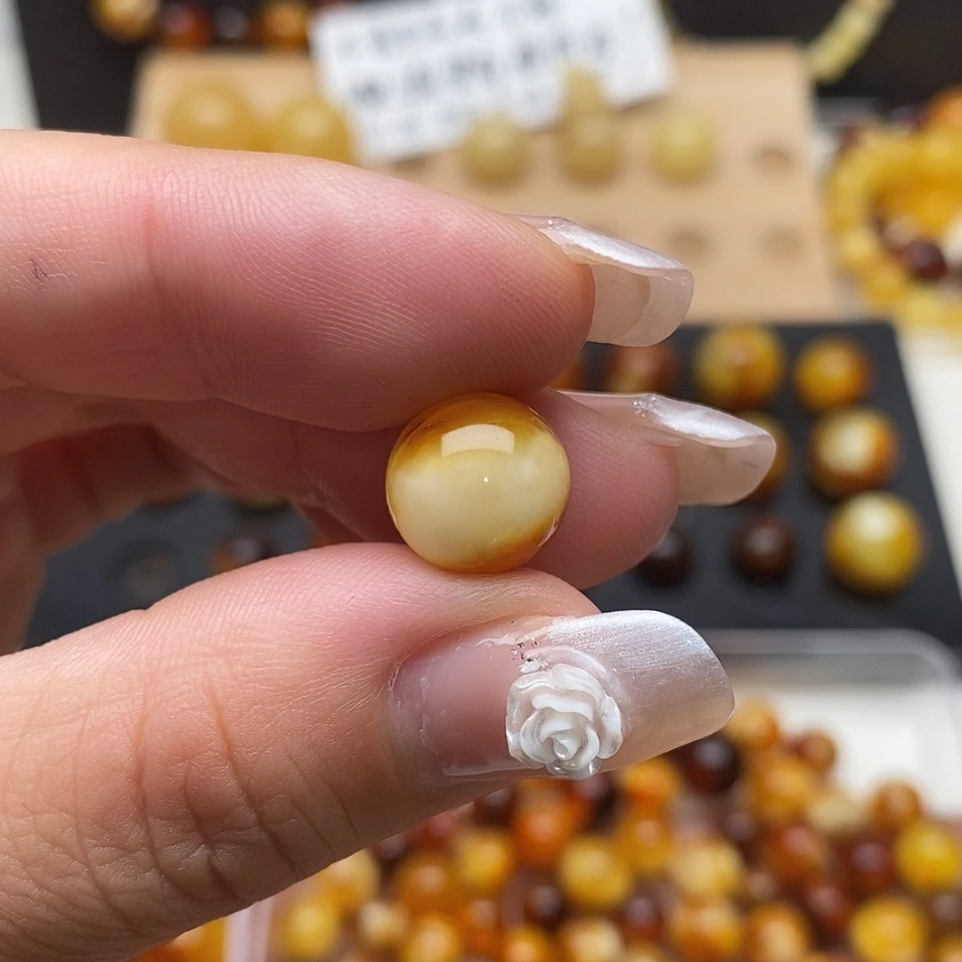 爱***.裸石虫珀未镶嵌蜜蜡