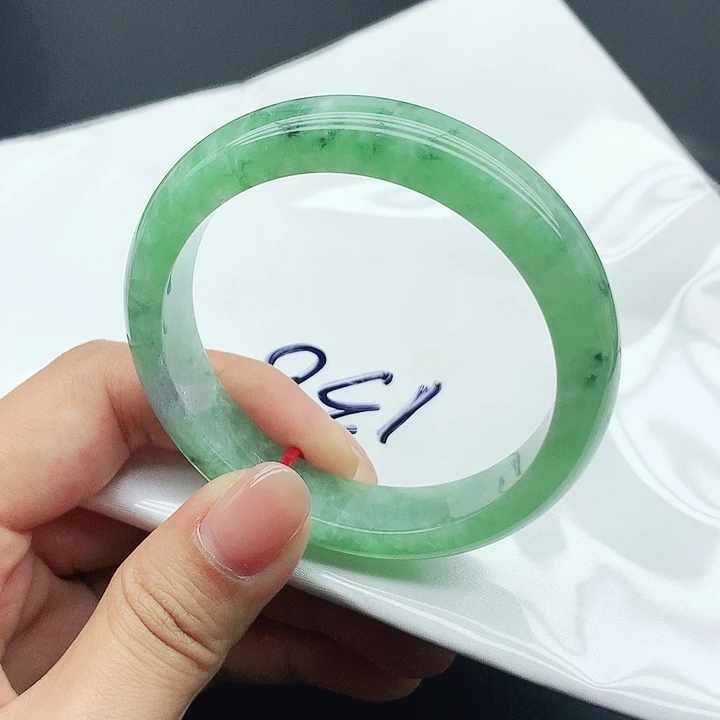 未镶嵌手镯翡翠136