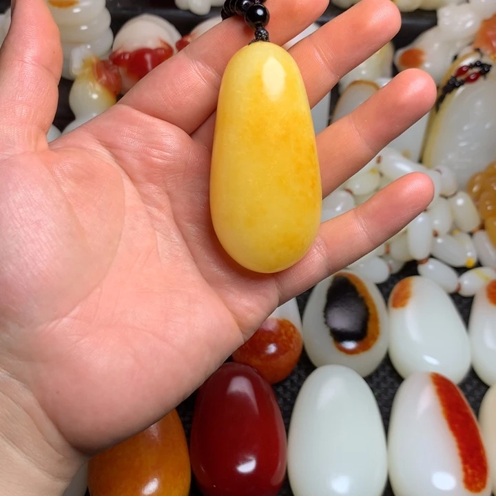 新疆戈壁石五彩石