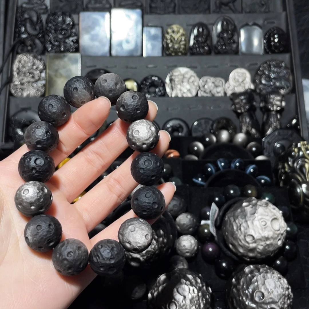 基***爵黑曜岩未镶嵌珠宝奇石