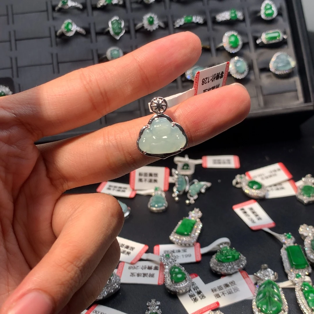 翡翠未镶嵌吊坠(不含链)