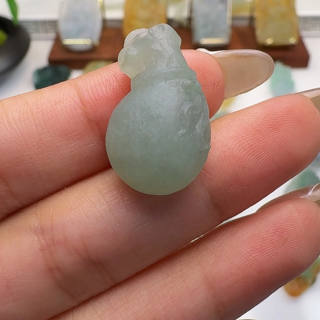 定制翡翠未镶嵌毛货