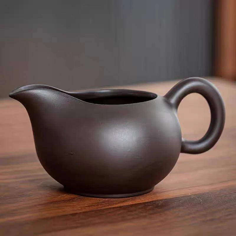 52紫砂公道杯一体分茶器