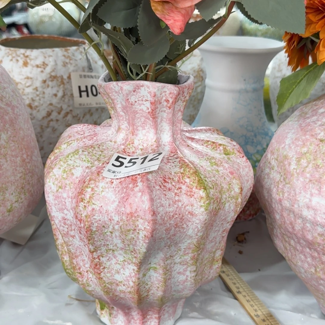 丁***丁陶摆件景德镇高温花瓶编码5512高31口7默认无孔