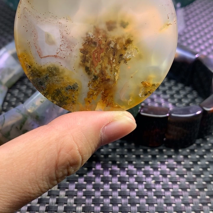 上***守玛瑙/玉髓未镶嵌颈饰
