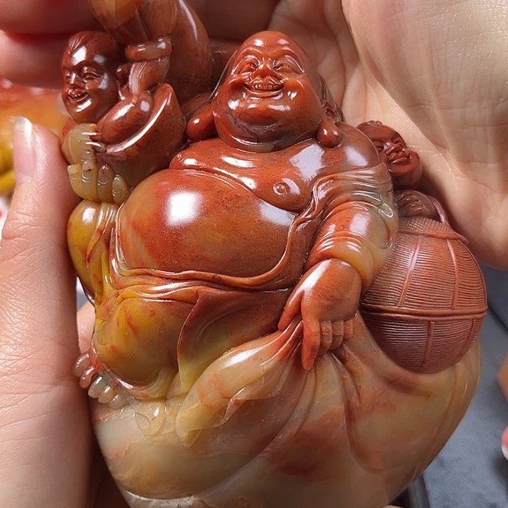 何***子寿山石精品人物人物