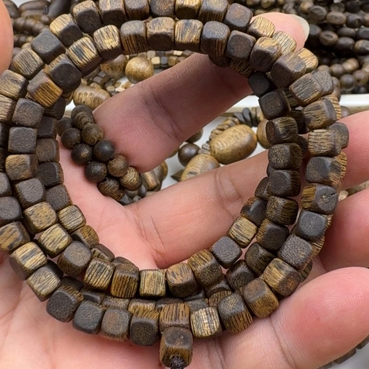 沉香手串张勺子手串19克