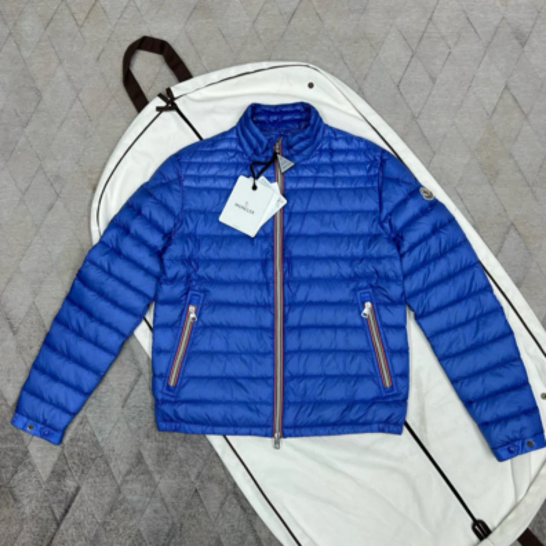 未使用 MONCLER 132412 蒙口羽绒服夹克外套