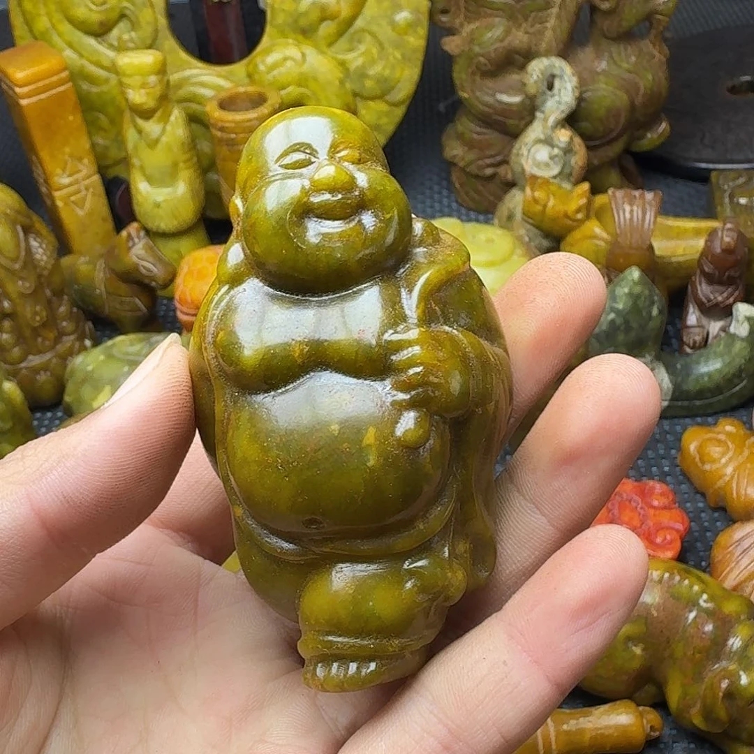 白玉菩提吊坠。。。彪*