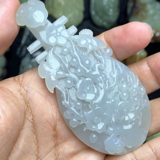 颈饰未镶嵌和田玉