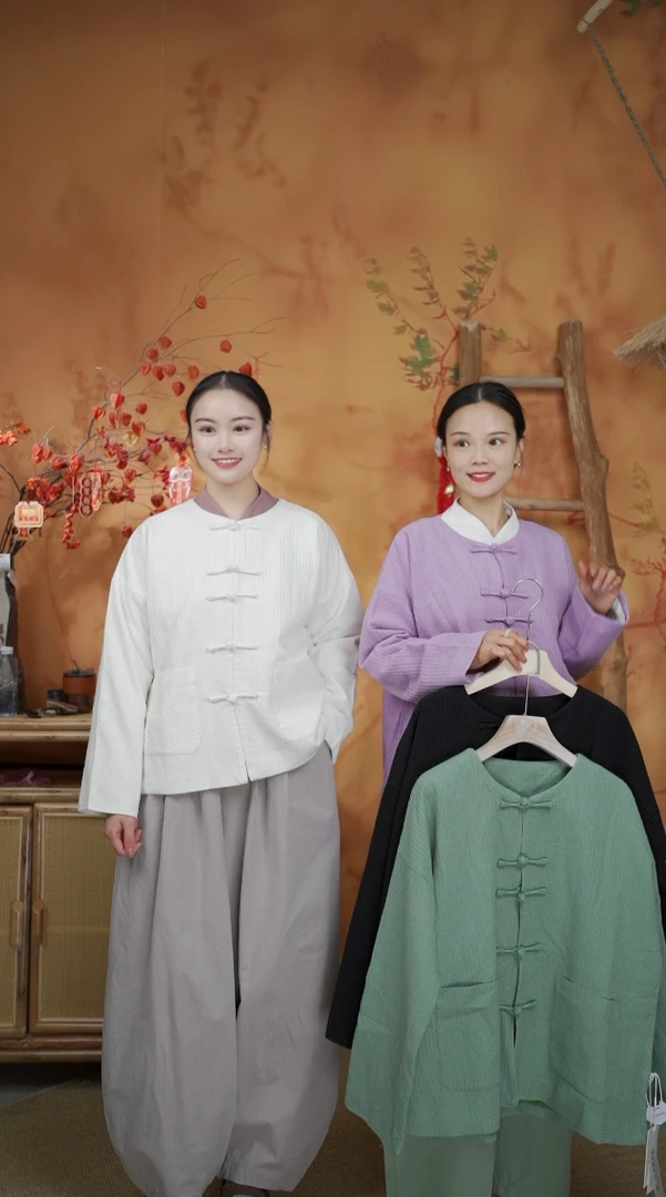 七初的布衣2025新款色织四零亚麻双层圆领荷花瓣领对襟滚边