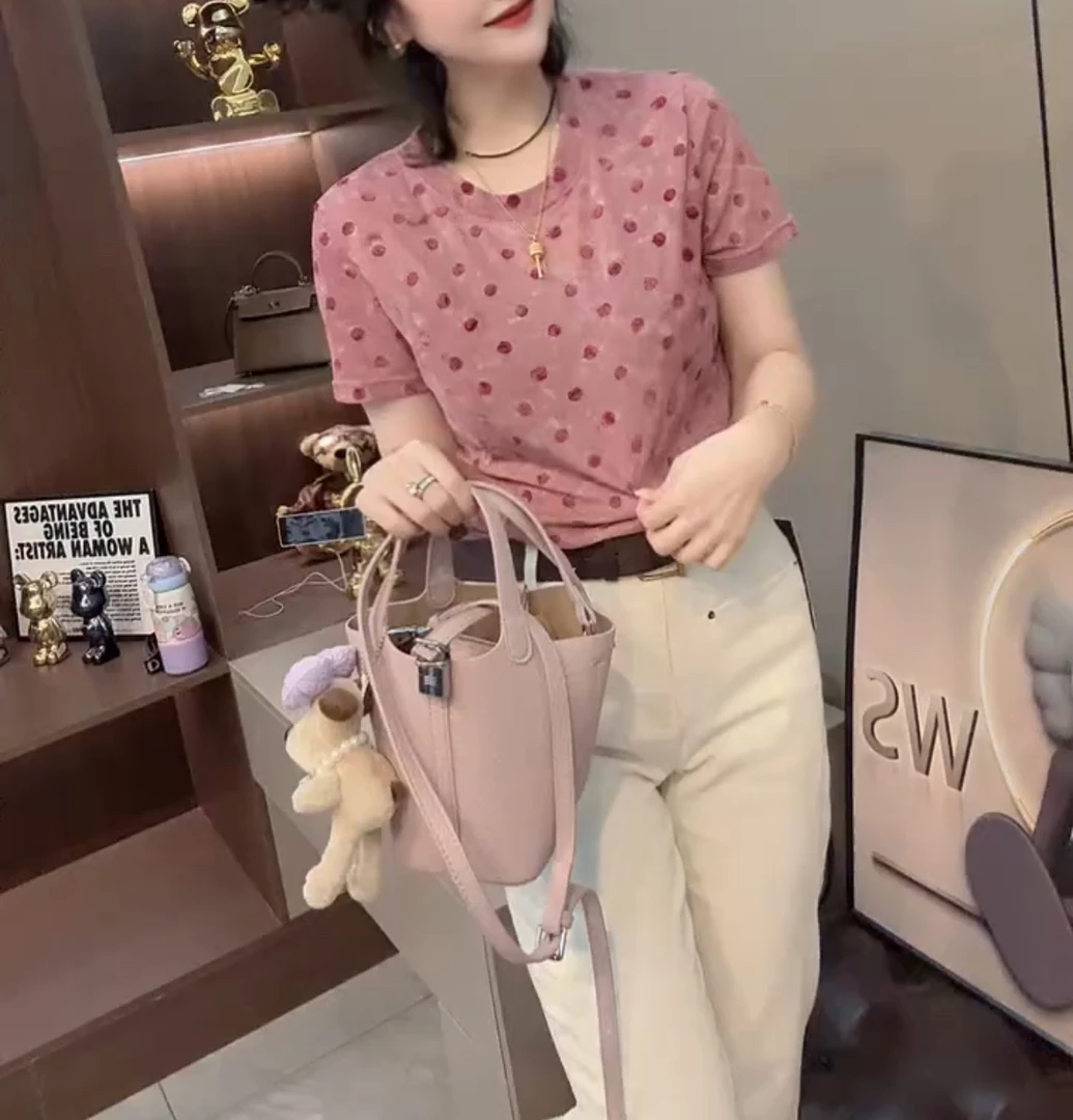 显瘦减龄圆点短袖打底衫【实物微色差】