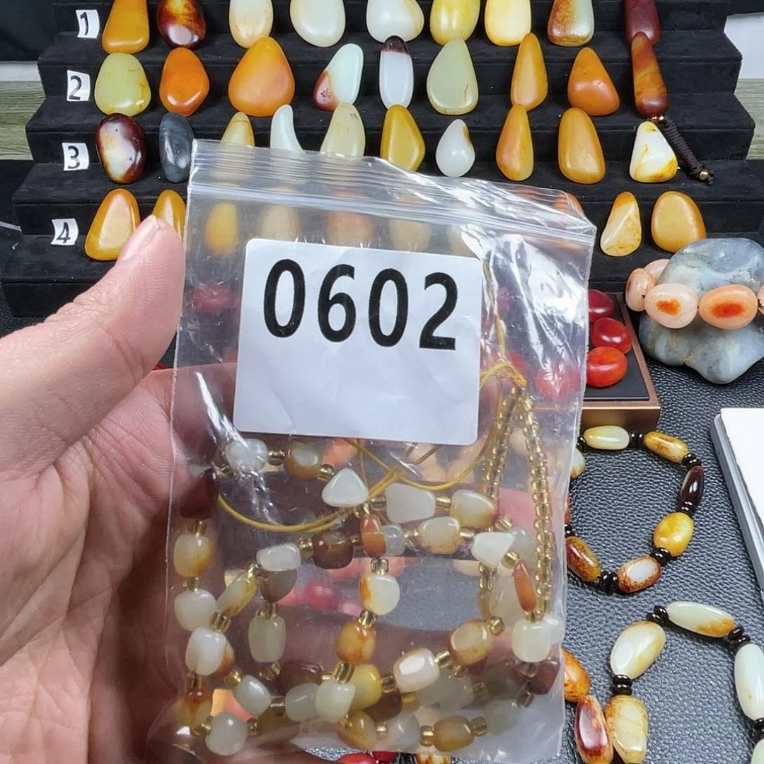 和田玉吊坠(赠链)未镶嵌夏*⌒