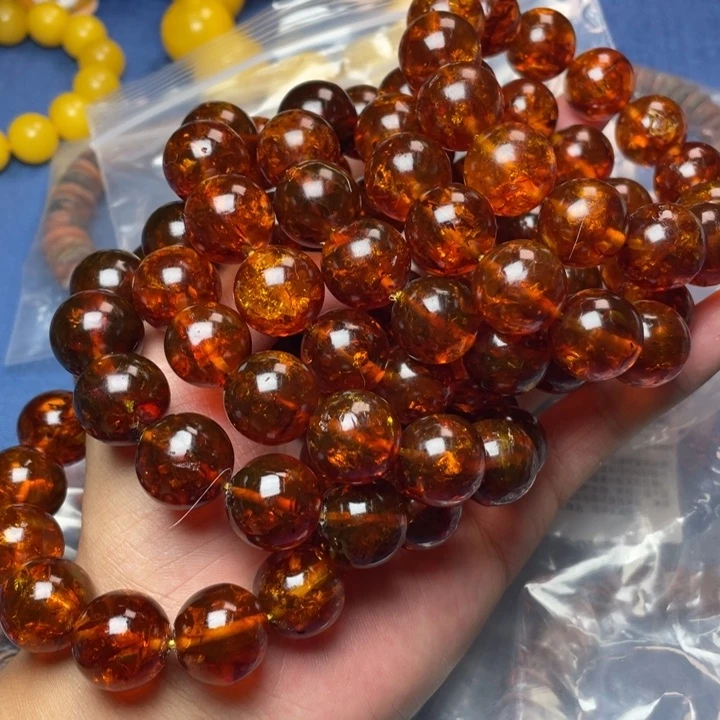 未镶嵌琥珀珠宝奇石