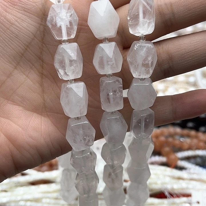 未镶嵌玛瑙/玉髓珠宝半成品一条10/14mm左右白阿塞切面