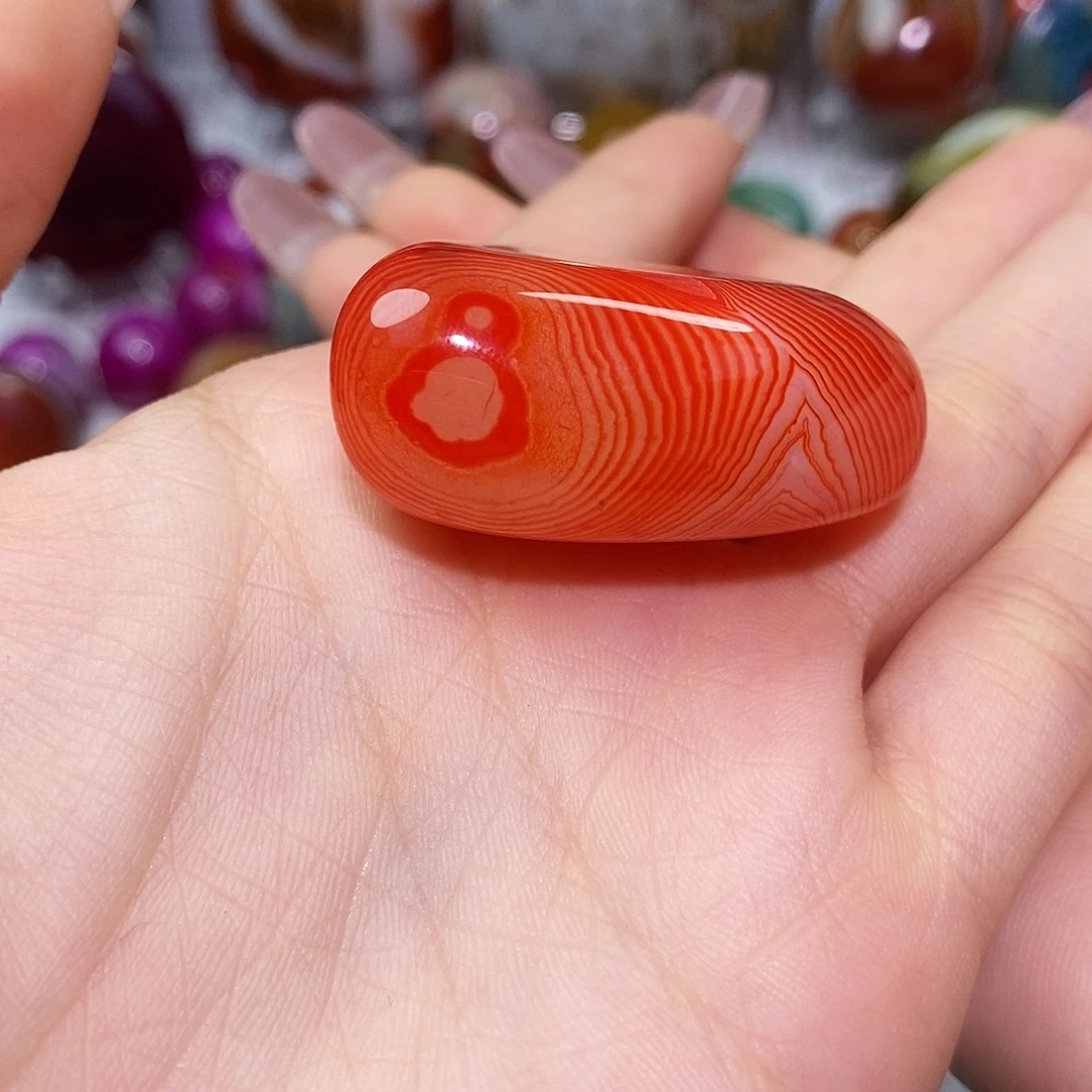 薄***空未镶嵌玛瑙/玉髓珠宝奇石