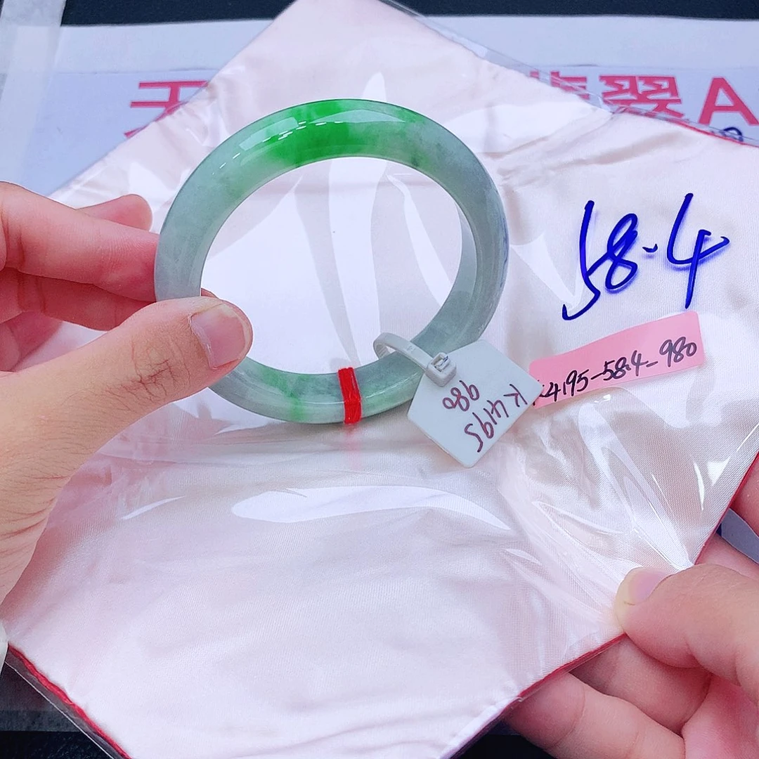 未镶嵌手镯翡翠翡翠