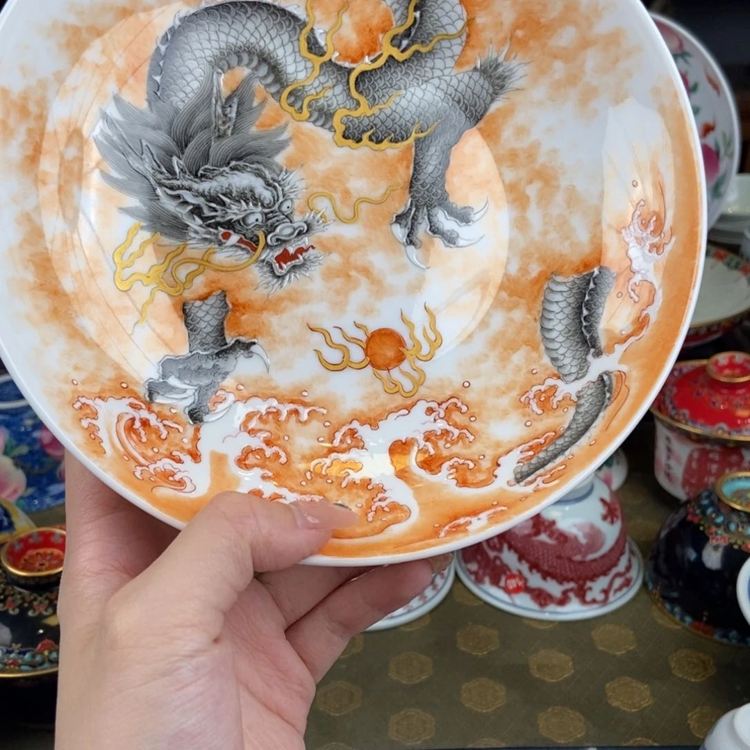 陶瓷艺术家的作品是一种