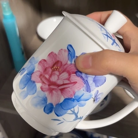 其他瓷手绘办公杯一个