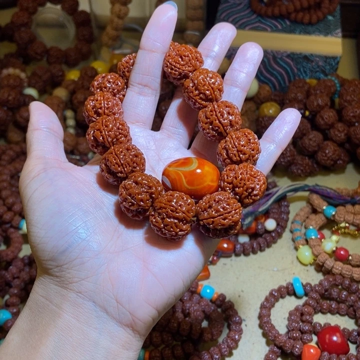 君***言吊坠金刚菩提215玉化精挑