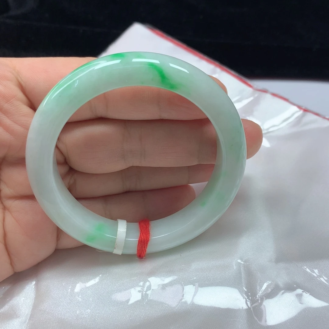 翡翠未镶嵌手镯54.6