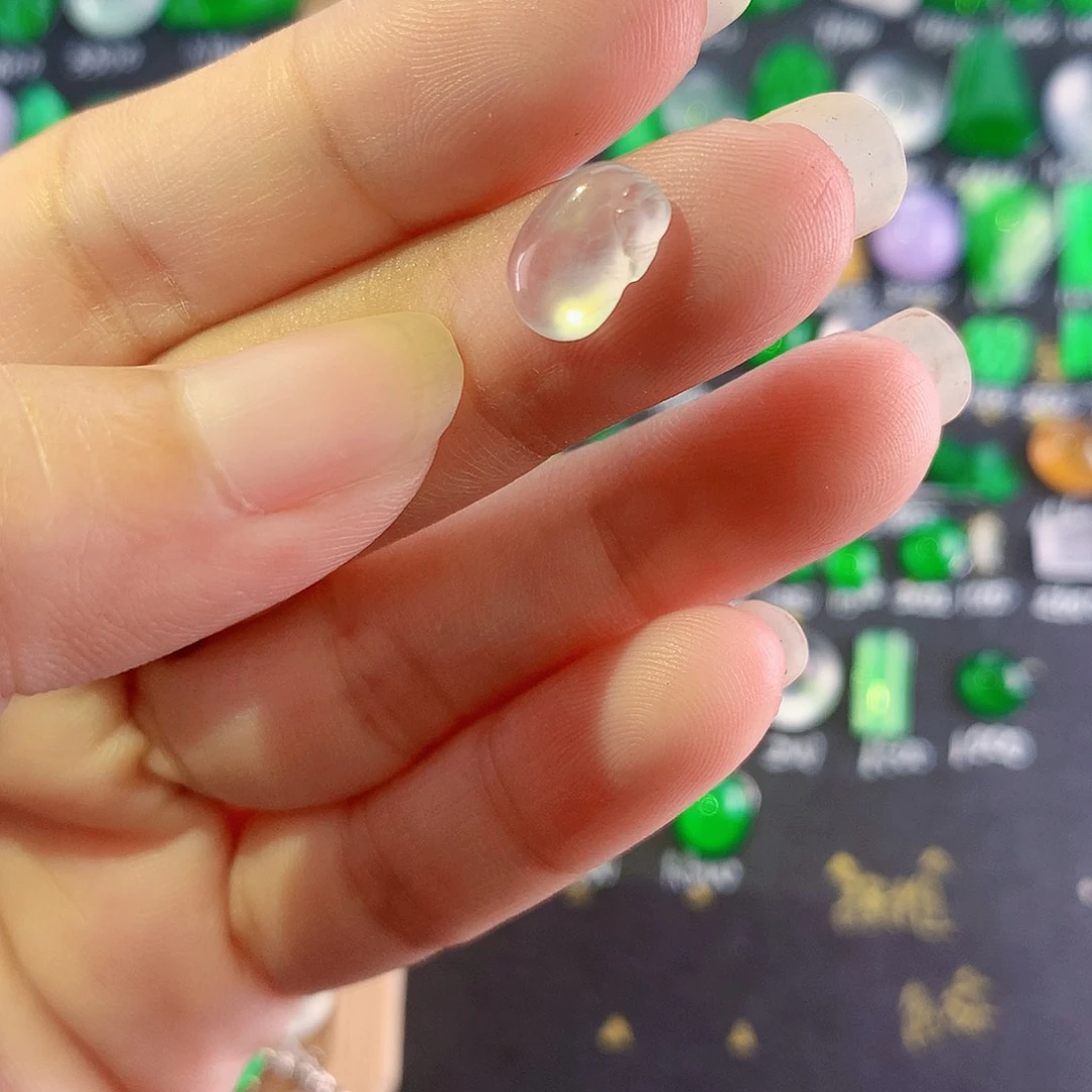 【闪购商品】翡翠未镶嵌颈饰钱袋子